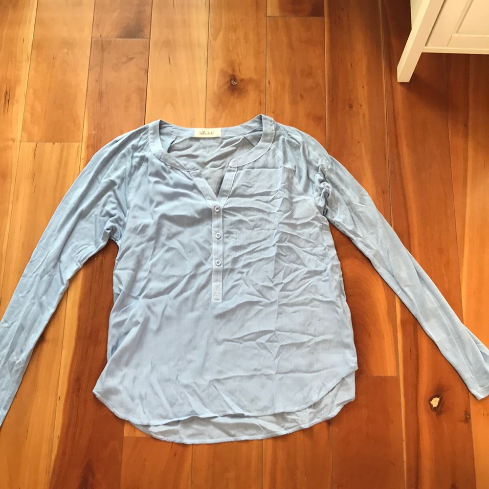 Bella Dahl light blue top